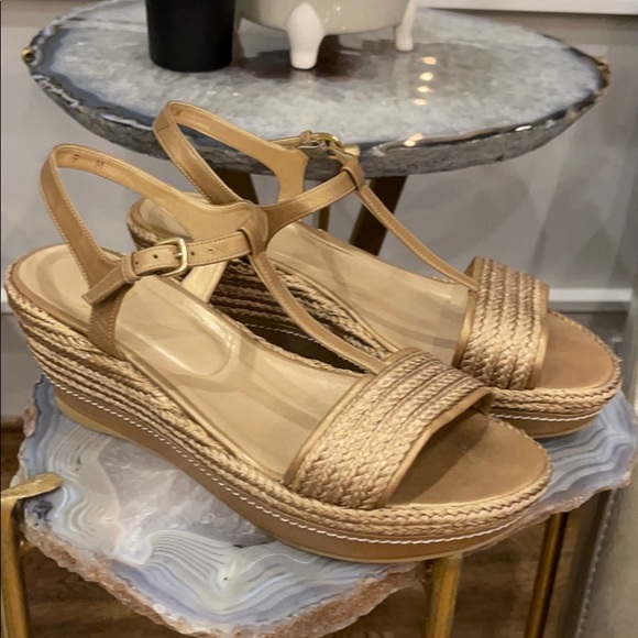 Stuart Weitzman gold wedge t-strap sandals